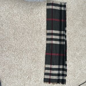 Burberry scarf original & purchased from Burberry store.